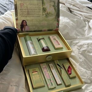 Brand New Pixi Beauty “25 Years of Glow” FairyTale Drawer Box Kit